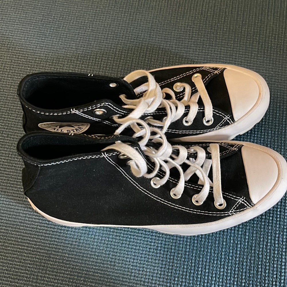 Converse Lugged Platform Sneaker